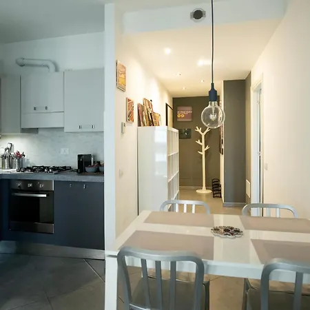 Lägenhet L'arche Comfort&relax - House On The Navigli River 2